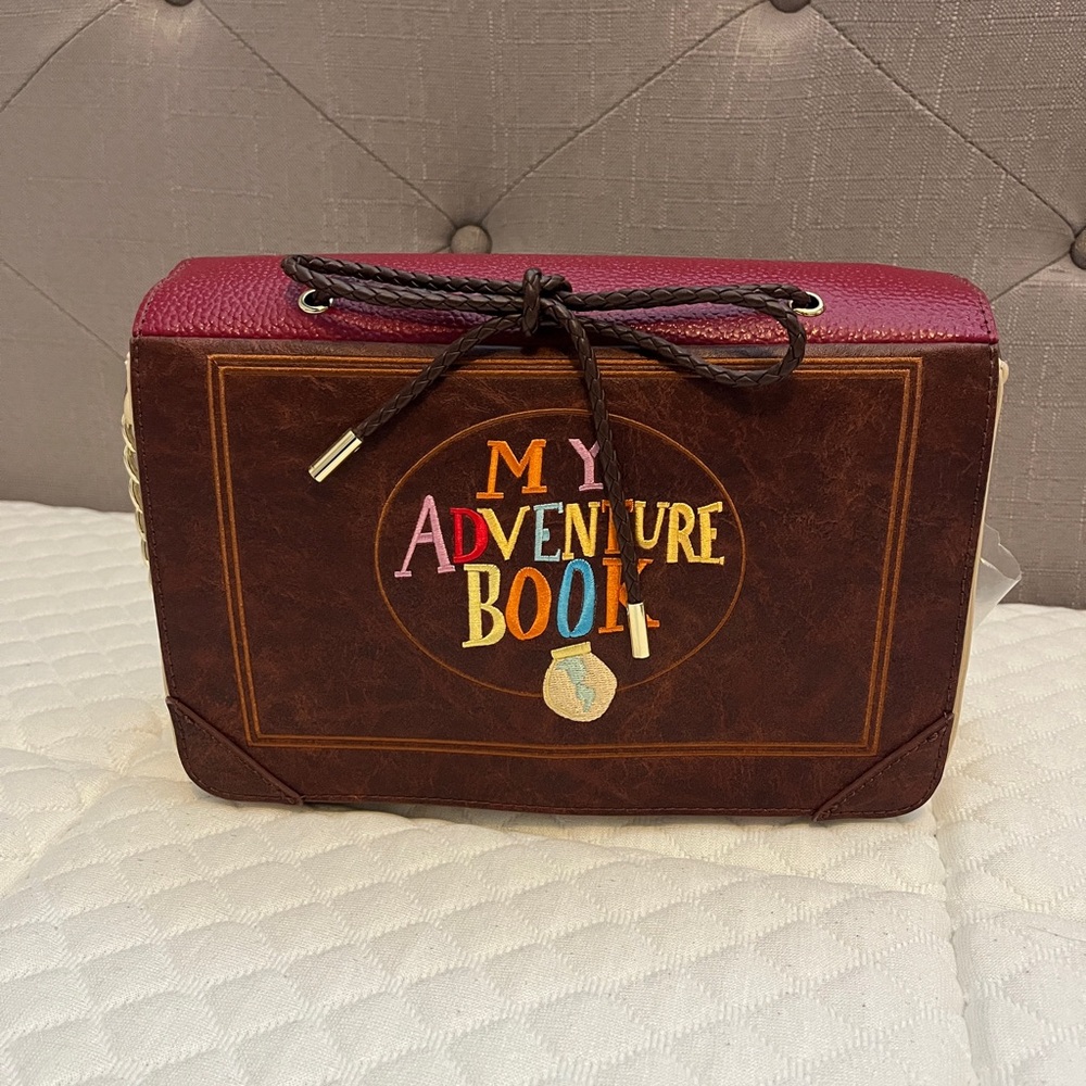 Loungefly Stitch Shoppe Up Adventure Book Purse
